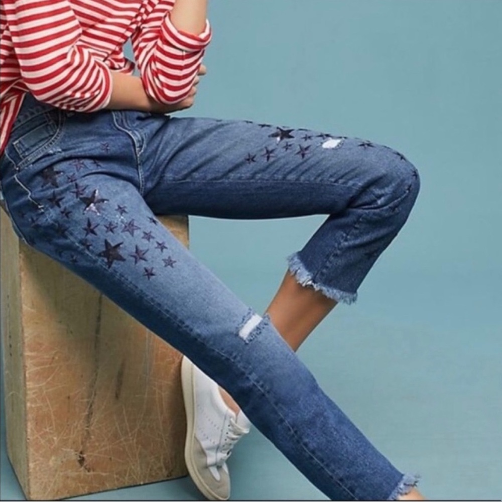Anthropologie Jeans - Pilcro - Boyfriend fit - Star Embroidered - Size 32